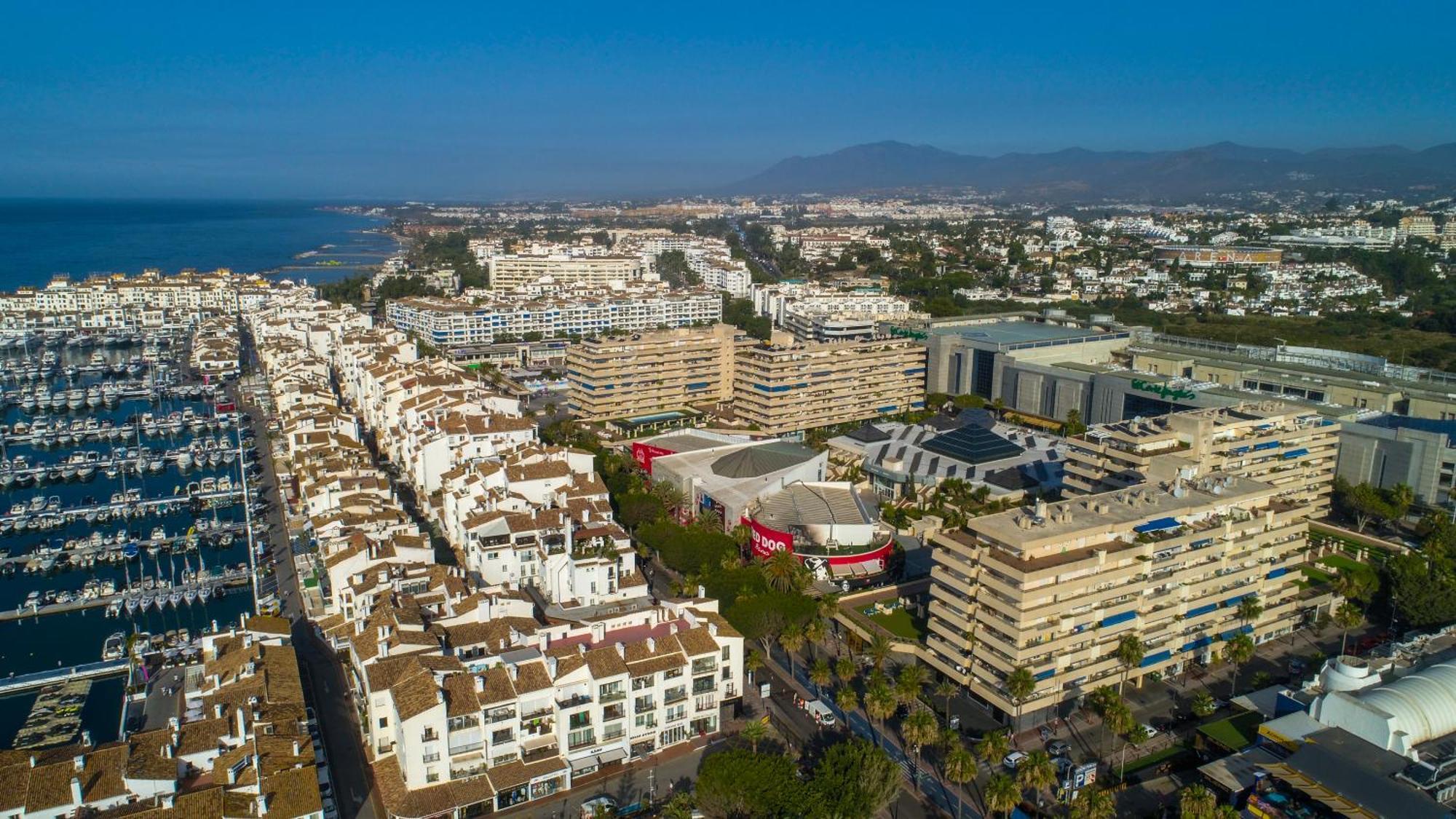 Marbella Banus Suites Exteriör bild